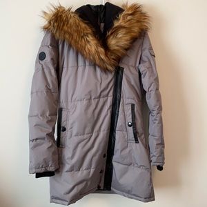 Celsius Mid Length Winter Coat Charcoal with Fur Hood Women’s Size Medium